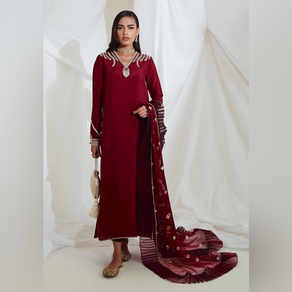 ZAINAB ZULFIQAR Dayana burgundy 3 piece shalwar kameez